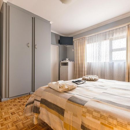 Guesthouse Fischreiher B&B スワコプムント エクステリア 写真