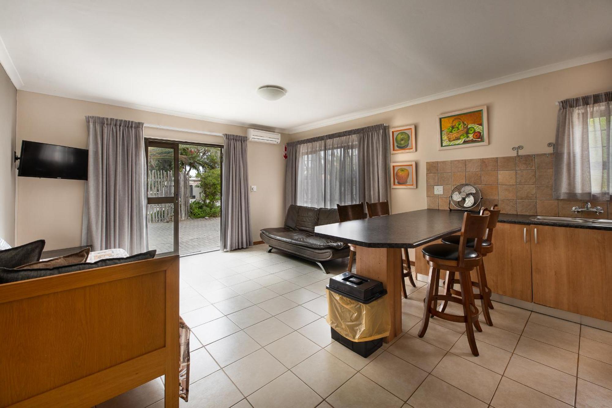 Guesthouse Fischreiher B&B スワコプムント エクステリア 写真